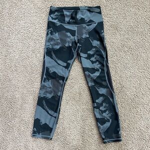 Under Armour Womens High Rise Black Grey Project Rock Ankle Length Leggings sz M